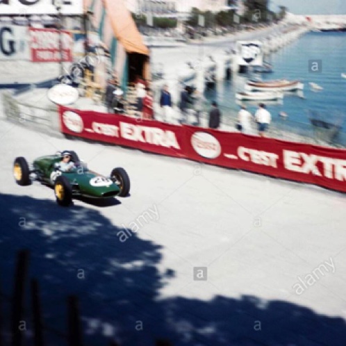 JIm à l'approche du virage du bureau de tabac, belle photo ! Moss remportera une de ses plus belles victoires !
© Alamy Photos